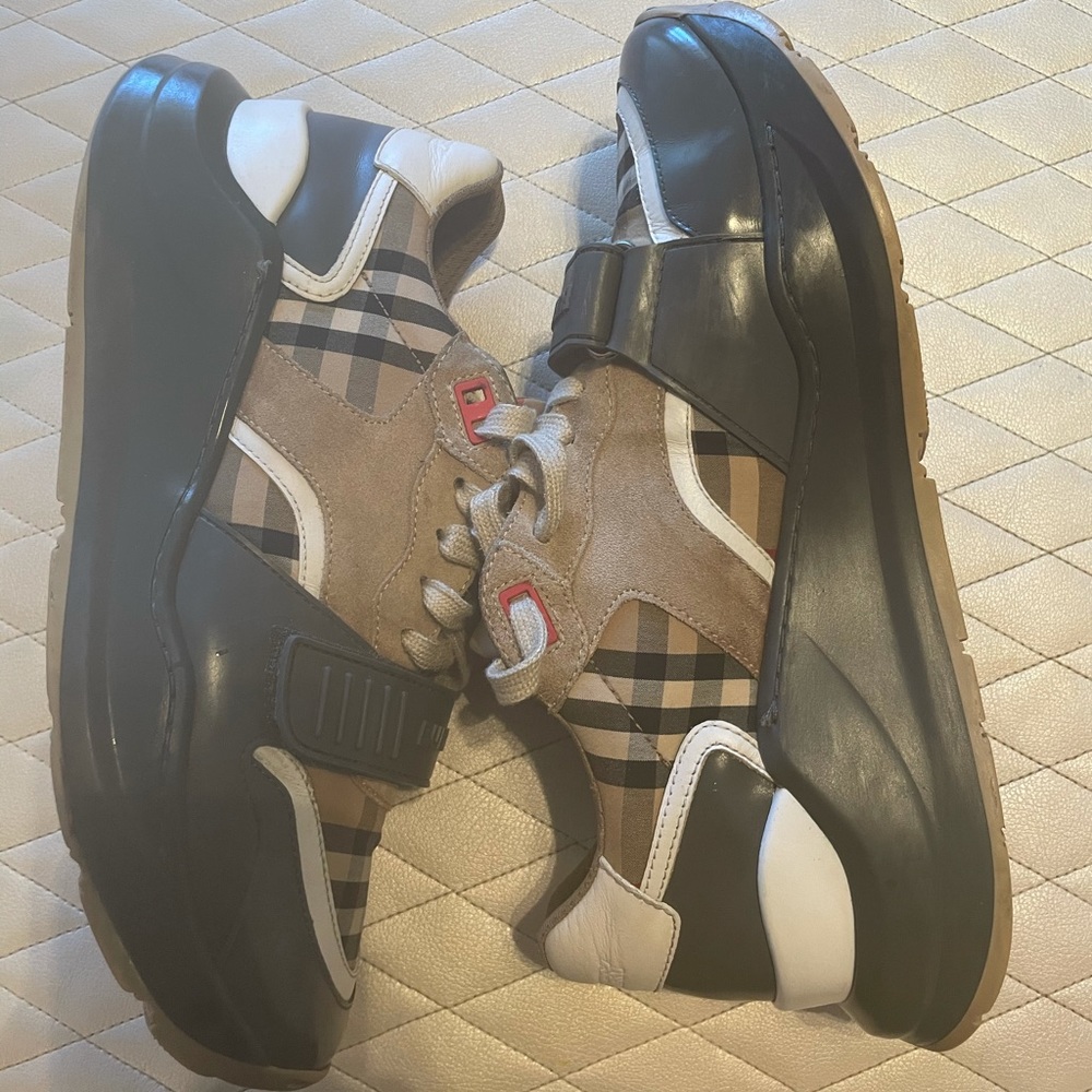 Burberry Shoes (Men) Size 9
